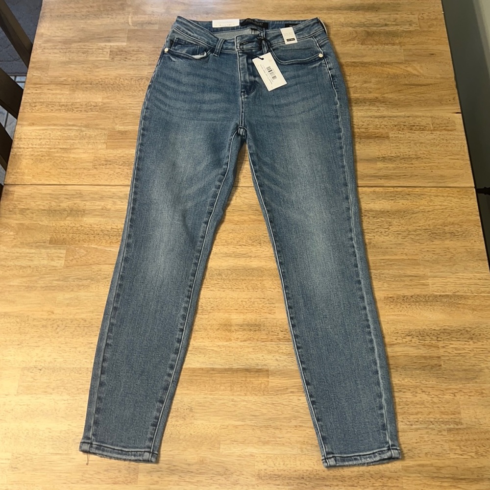 Judy Blue Relaxed Fit